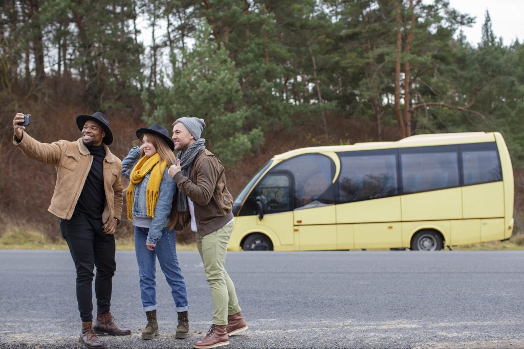Minibus Taxi from Virginia Water to Heathrow